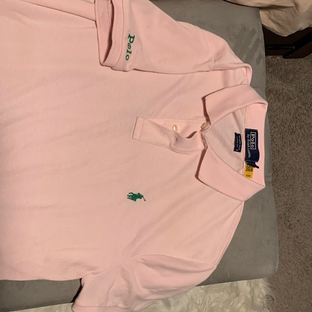 Women’s Polo Size L